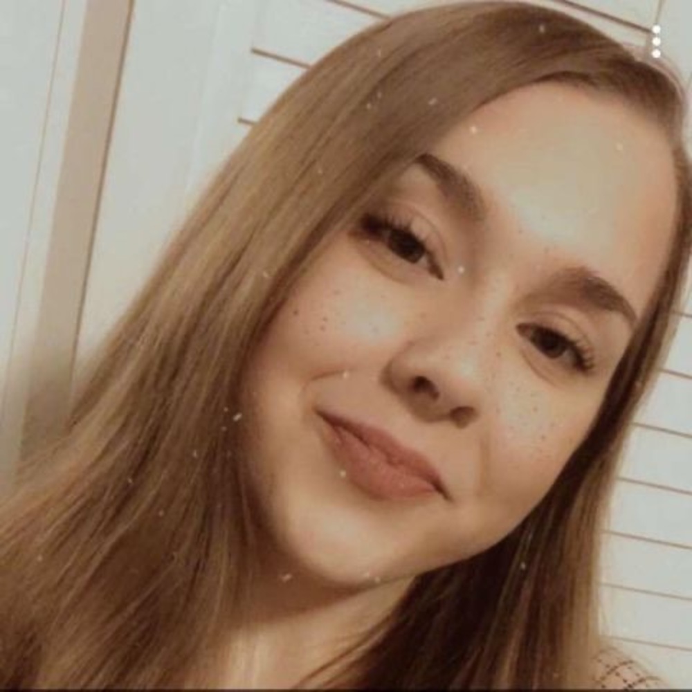 Meet your Posher, Caitlyn